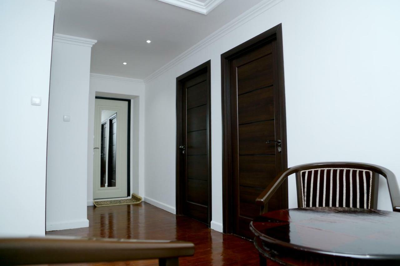 Apartment On Registon Kochasi Szamarkand Kültér fotó