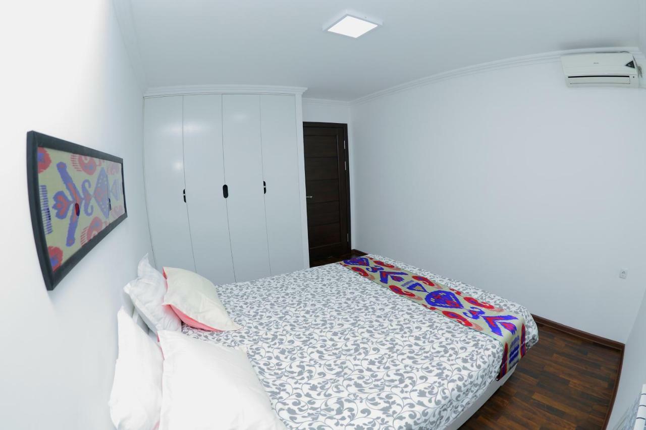 Apartment On Registon Kochasi Szamarkand Kültér fotó